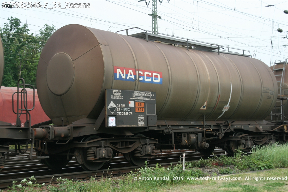 877932546-7_33_Zacens.jpg